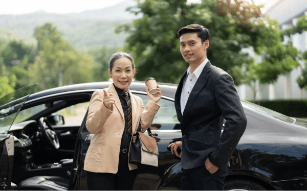 Luxury Car Rental Dubai Airport